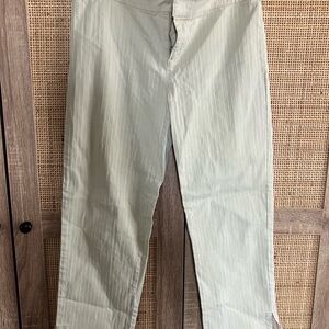 Women’s stretchy cropped pants